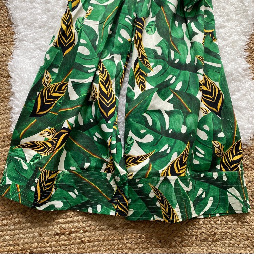 ANTHROPOLOGIE Farm Rio Palm Halter Jumpsuit XS - Picture 3 of 8